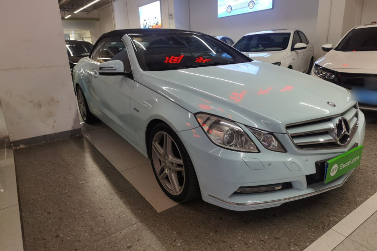 奔驰E级(进口) 2011款 E 260 CGI 敞篷版车身外观3