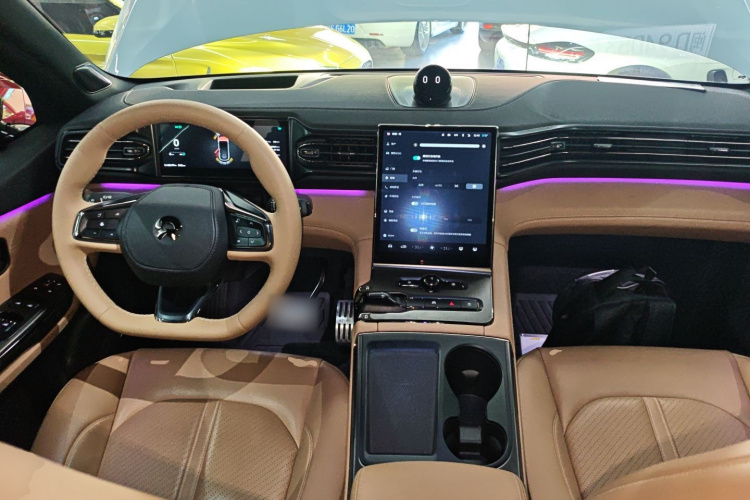 蔚来ES6 2020款 430KM 性能版中控内饰12