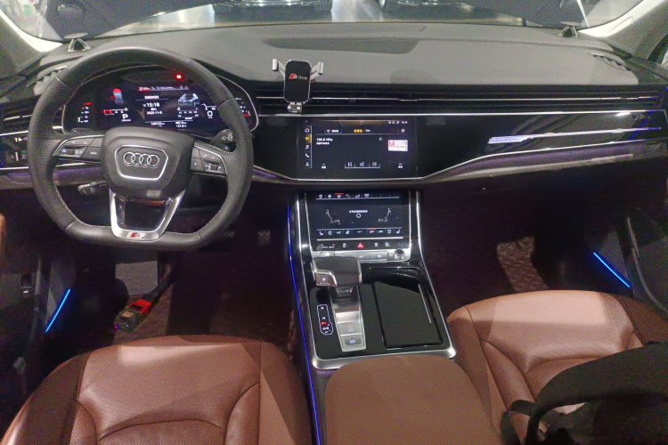 奥迪Q7 2021款 55 TFSI quattro S line运动型中控内饰7002