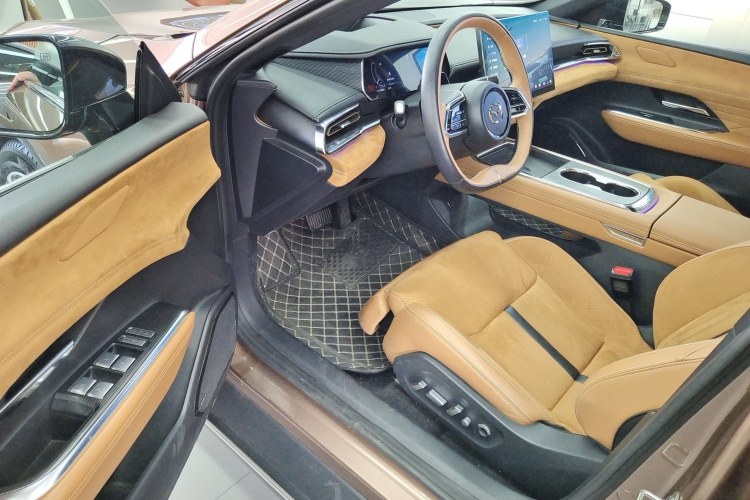 马自达EZ-6 2024款 增程200智尊版中控内饰7004