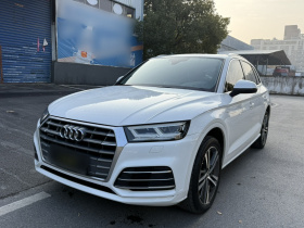 奥迪Q5L 2018款 45 TFSI 尊享运动型 国V