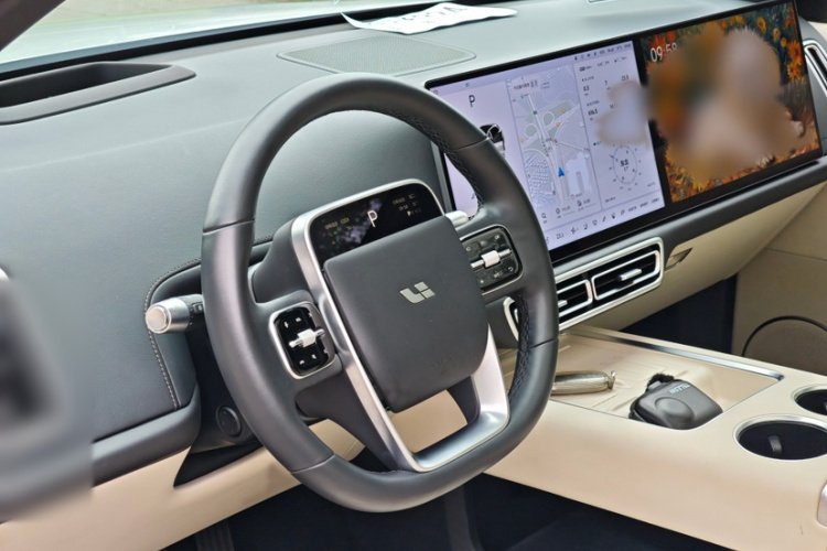 理想汽车 理想L6 2024款 Max中控内饰7004