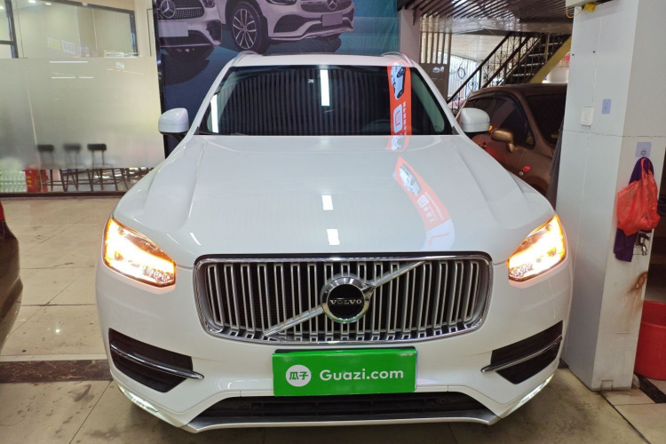沃尔沃XC90 2019款 T6 智逸版 7座 国VI车身外观2