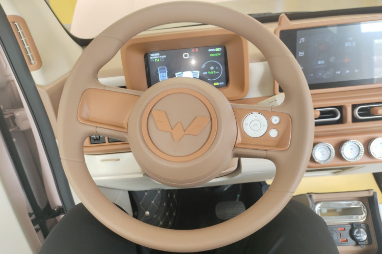 五菱汽车 宏光MINIEV 2024款 第三代 215km 进阶版中控内饰13