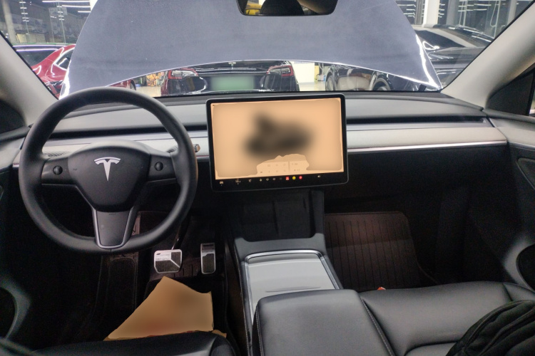 特斯拉 Model Y 2024款 后轮驱动版中控内饰12