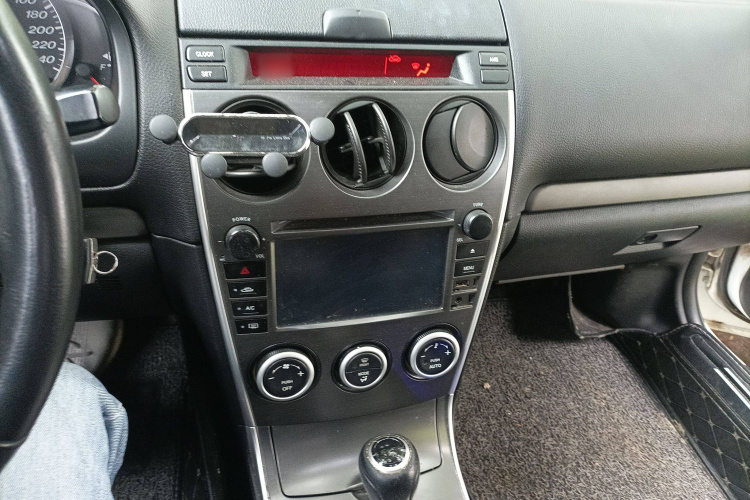 马自达6 2013款 2.0L 自动时尚型局部细节16