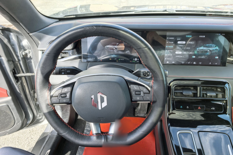 零跑汽车 零跑S01 2020款 460 Pro中控内饰7007
