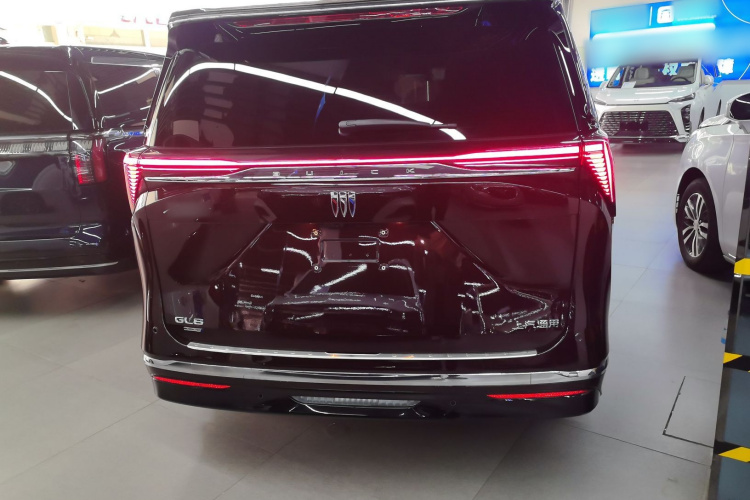 别克GL8新能源 2024款 陆尊 尊享版 7座车身外观6