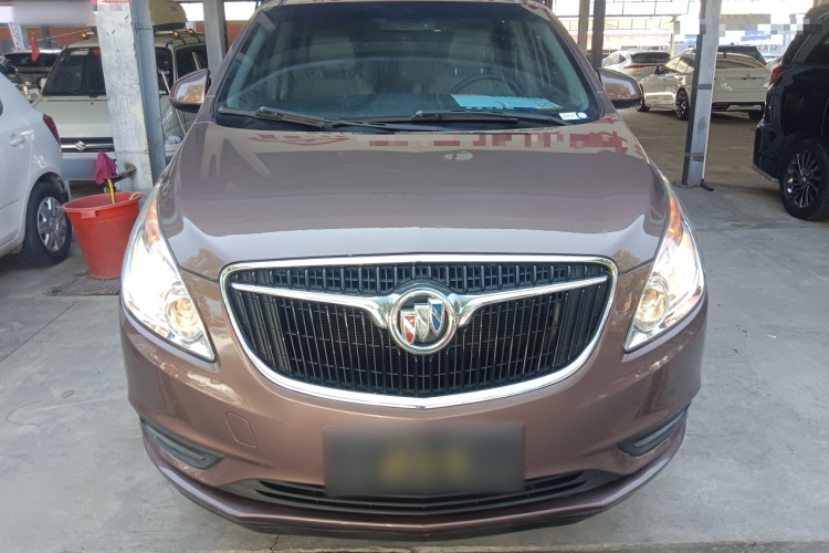 别克GL8 2018款 28T 豪华型 国VI车身外观2