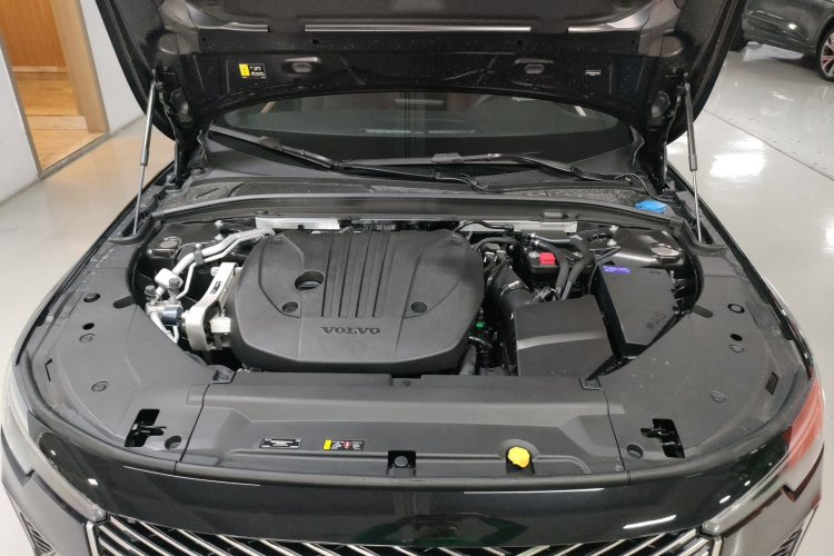 沃尔沃S90 2026款 B5 智远豪华版机舱底盘24