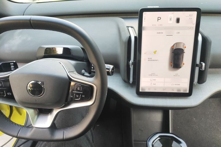 沃尔沃EX30 2025款 后驱长续航版 Ultra中控内饰7002