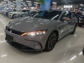 比亚迪 汉 2025款 EV 智驾版 701KM激光雷达尊享型