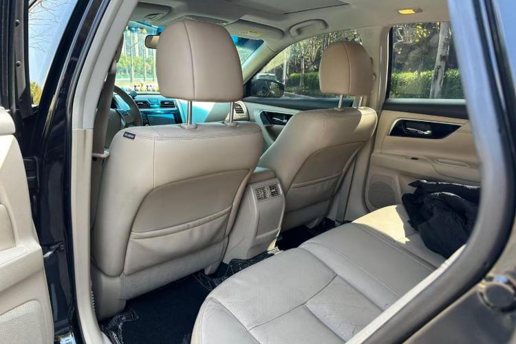 日产 天籁 2016款 2.0L XL舒适版中控内饰21