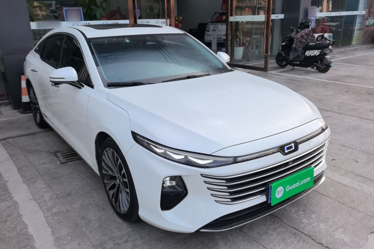 奔腾B70 2024款 龙腾版 1.5T 领跃型车身外观3