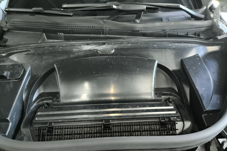 奔驰EQE SUV 2023款 350 4MATIC 先锋版局部细节24