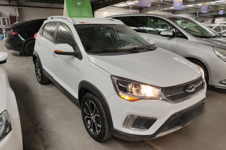 奇瑞 瑞虎3X 2018款 1.5L 自动精英版车身外观3