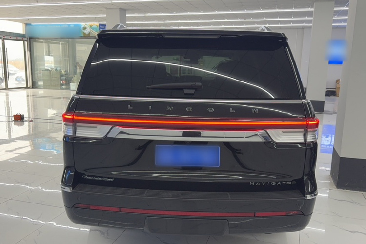 林肯 领航员 2022款 3.5T 总统版车身外观6005
