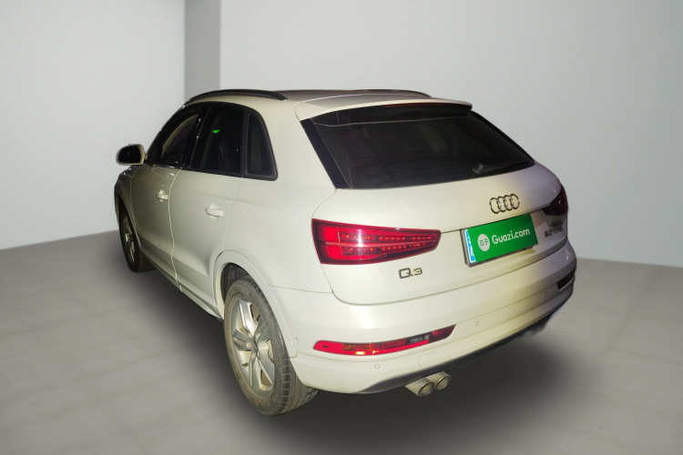 奥迪Q3 2017款 30 TFSI 风尚型车身外观5