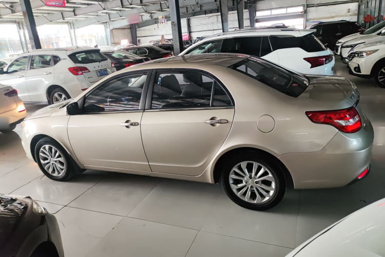 吉利汽车 远景 2016款 1.5L 自动幸福版车身外观4