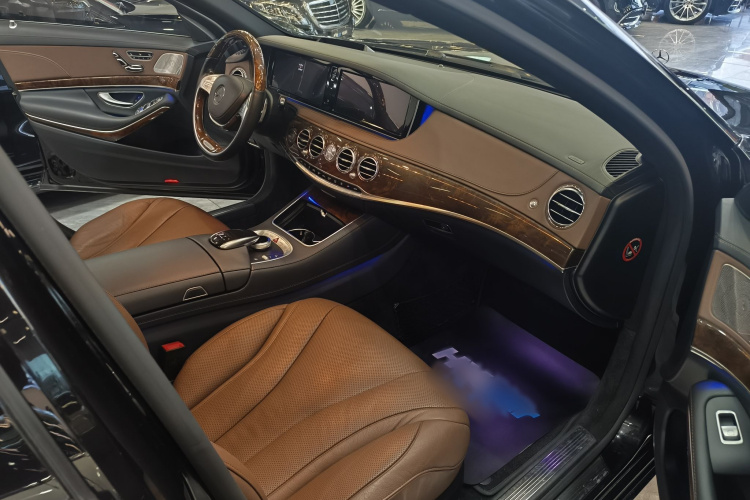 奔驰S级 2014款 S 400 L 豪华型中控内饰7005