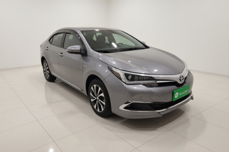 丰田 卡罗拉 2016款 双擎 1.8L E-CVT精英版车身外观3