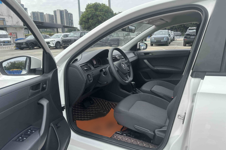 大众 桑塔纳 2021款 1.5L 自动风尚版中控内饰7002