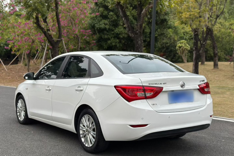 别克 英朗 2016款 15N 自动精英型车身外观6001