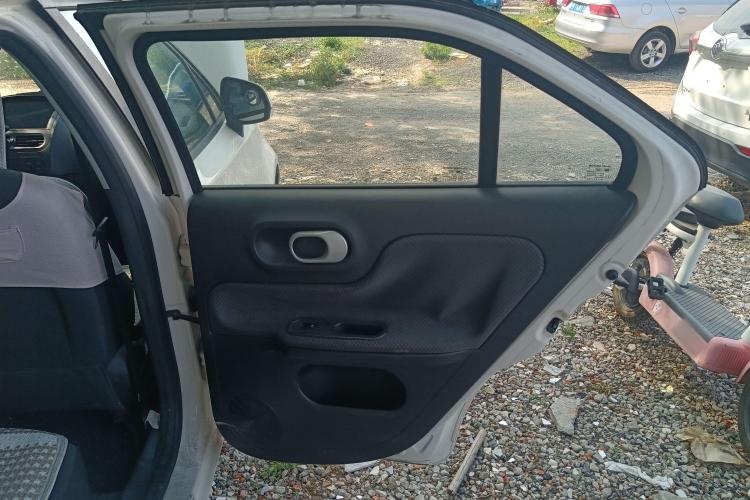 名爵3 2014款 1.3L 手动舒适版中控内饰7006