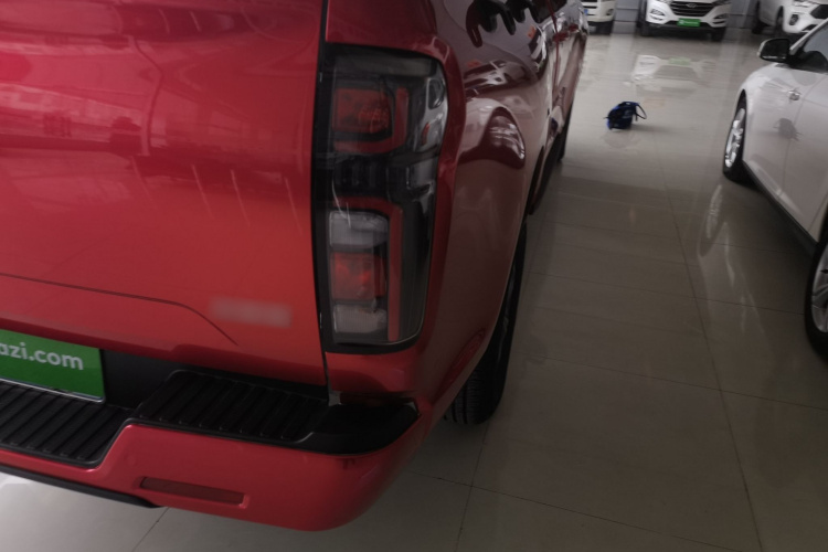 长城 炮 2023款 2.0T商用版自动柴油两驱精英型长箱GW4D20M车身外观6006