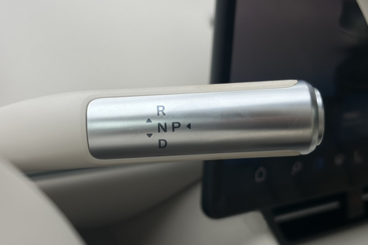 鸿蒙智行 智界R7 2024款 纯电 667km Max局部细节18