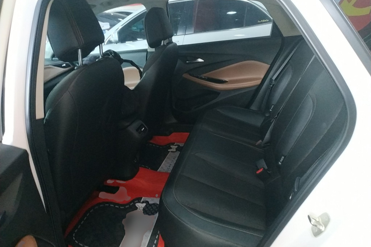 别克 威朗 2022款 Pro 533T 乐享版中控内饰7004