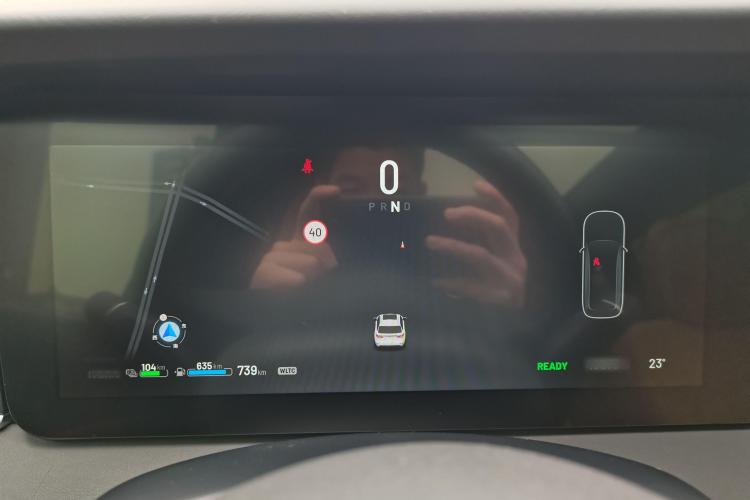 理想汽车 理想ONE 2021款 增程6座版中控内饰14