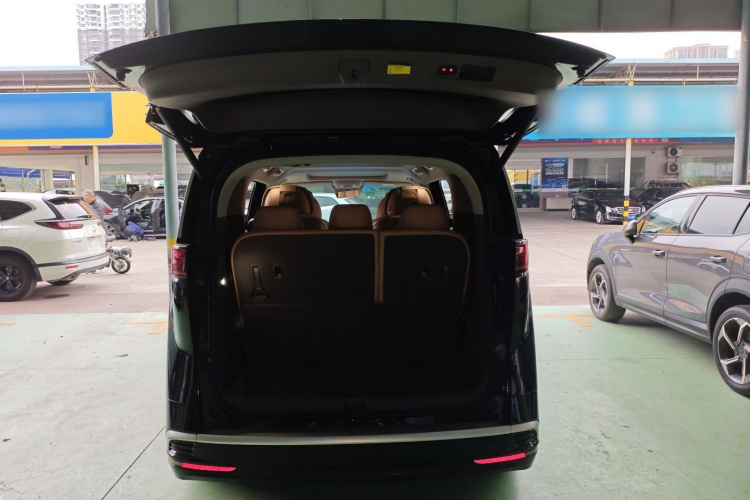 腾势D9 2022款 DM-i 1040 尊贵型局部细节23