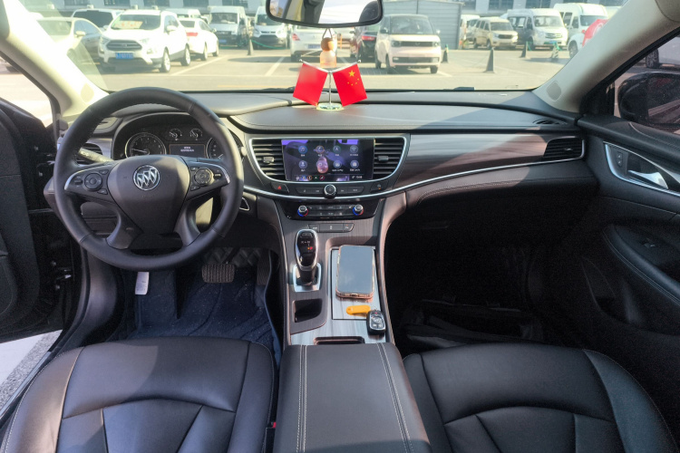 别克 君越 2019款 28T 豪华型中控内饰12