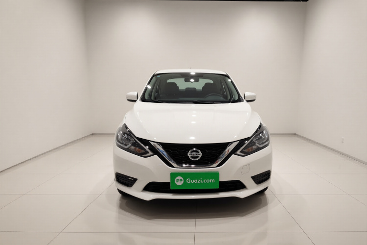 日产 轩逸 2024款 经典 1.6XE CVT舒适版车身外观2