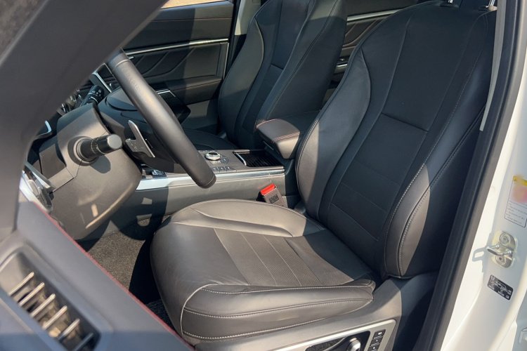 魏牌 VV5 2017款 2.0T 旗舰型局部细节19