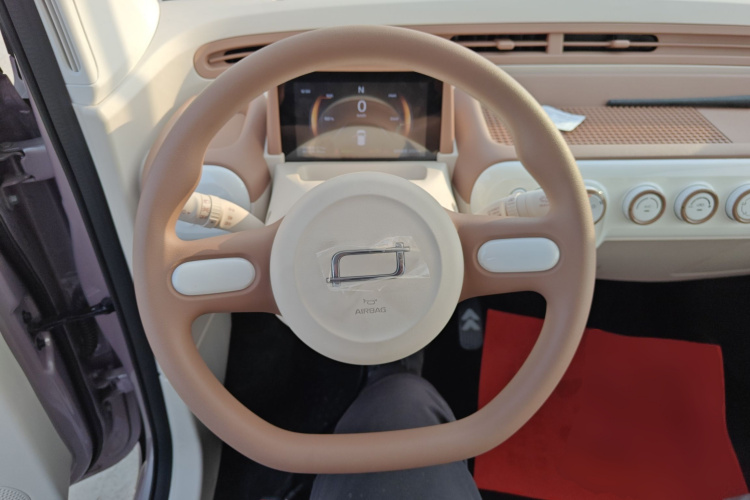 奔腾小马 2026款 222km 萌趣马 Plus中控内饰13