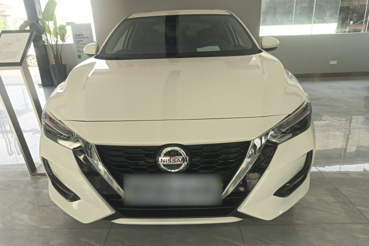 日产 轩逸 2022款 1.6L XL CVT悦享版车身外观2