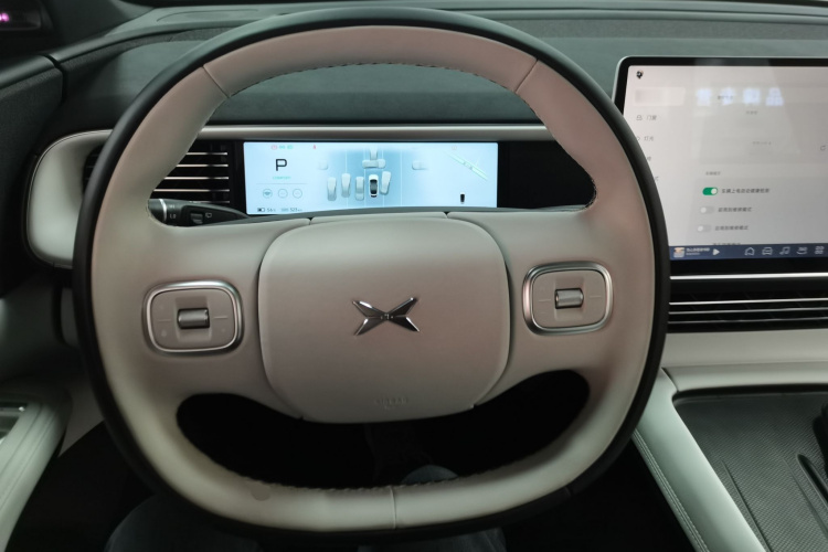 小鹏G6 2024款 580 长续航 Plus中控内饰13