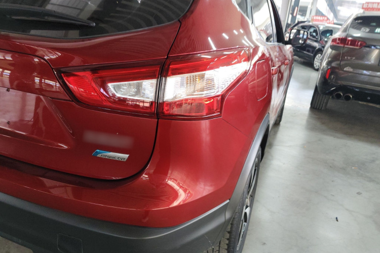 日产 逍客 2017款 2.0L CVT豪华版 国V车身外观6006