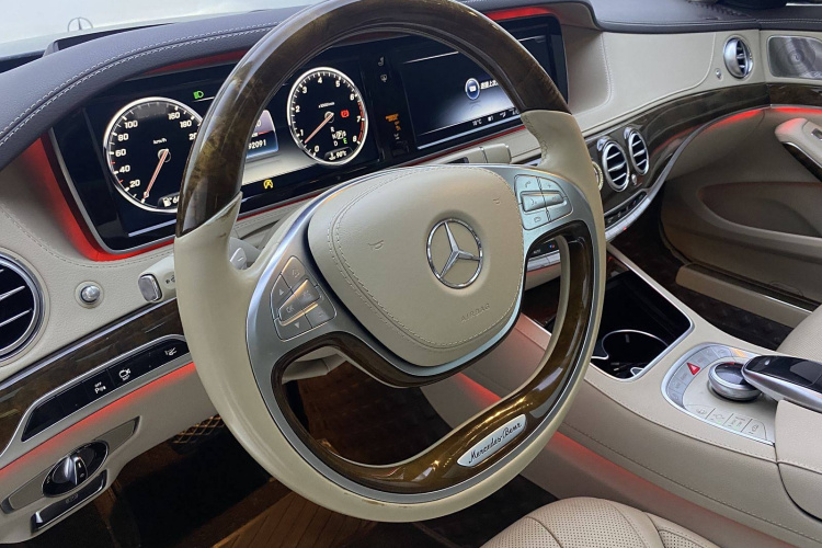 奔驰S级 2017款 S 320 L 豪华型中控内饰7004