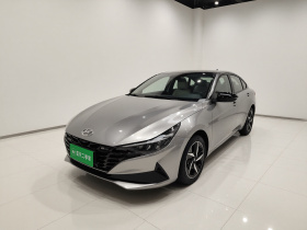现代 伊兰特 2022款 1.5L CVT LUX尊贵版
