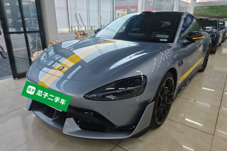 小米汽车 小米SU7 Ultra 2025款 Ultra车身外观1