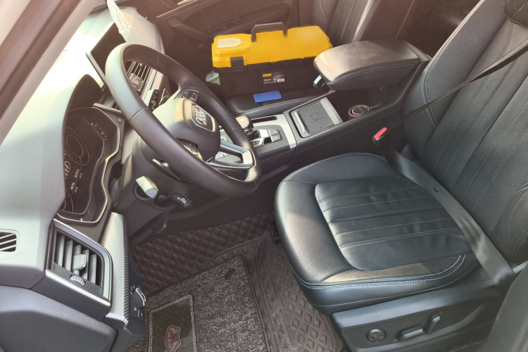 奥迪Q5L 2020款 45 TFSI 尊享时尚型局部细节19