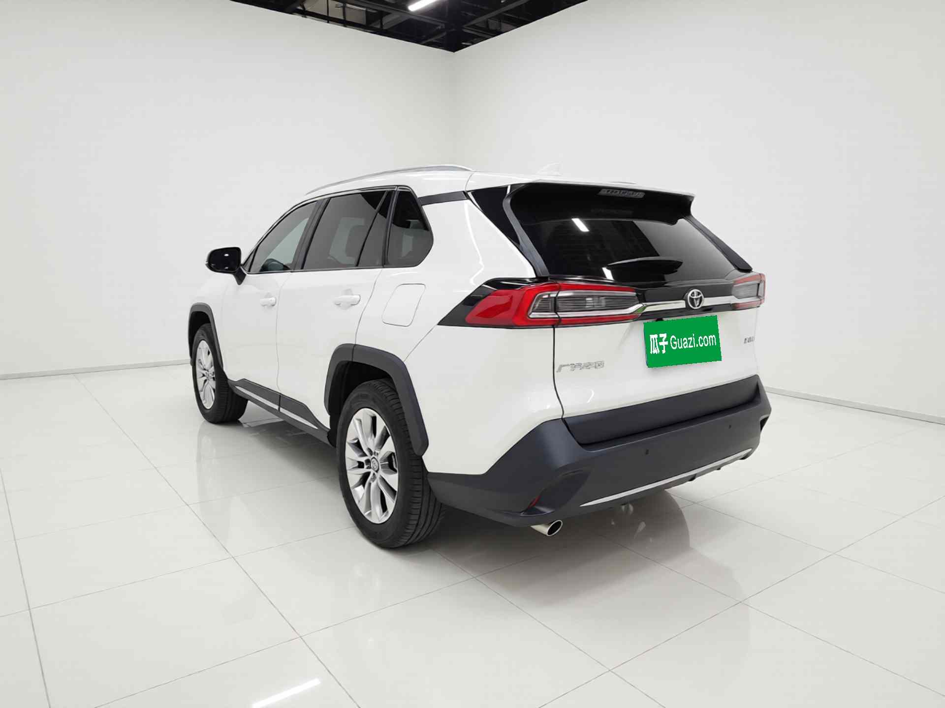 丰田 威兰达 2024款 2.0L CVT两驱领先版(3)