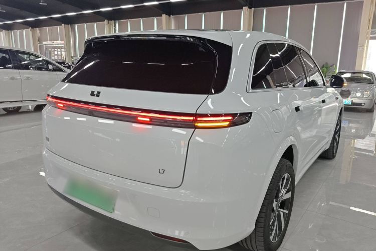 理想汽车 理想L7 2023款 Pro车身外观7