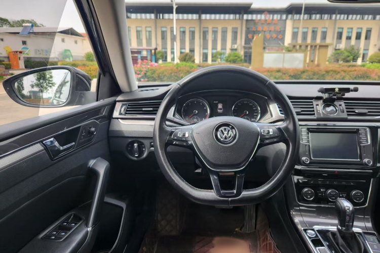 大众 帕萨特 2016款 330TSI DSG御尊版局部细节13