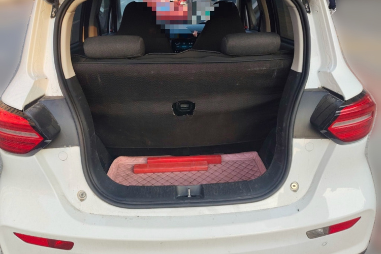 零跑汽车 零跑T03 2021款 400轻享版 三元锂中控内饰23