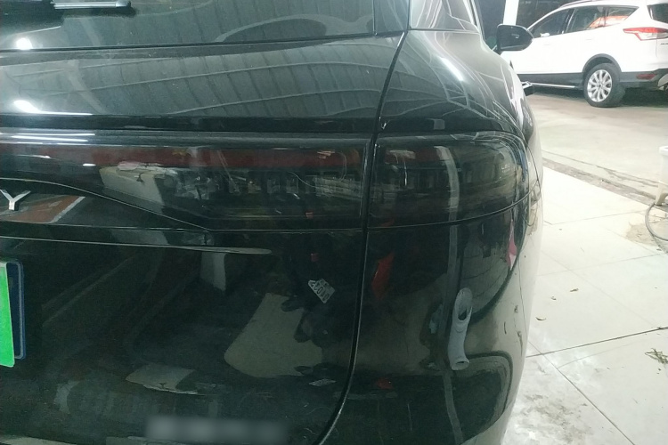 奇瑞 瑞虎8 L 2024款 2.0T 两驱豪华版 5座车身外观6006