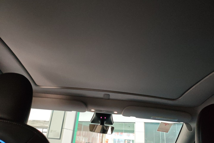 特斯拉 Model Y 2023款 后轮驱动版局部细节22